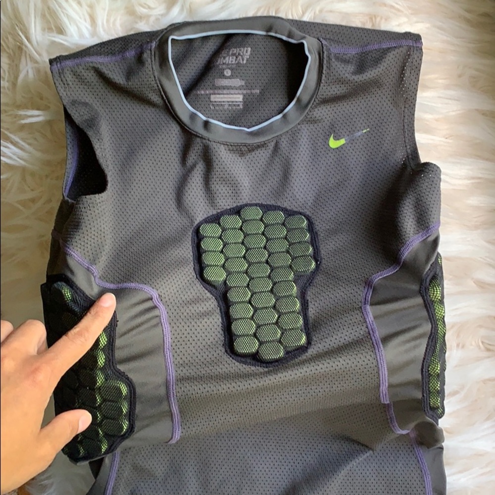 Nike Pro - Combat Shirt With front and side pads
